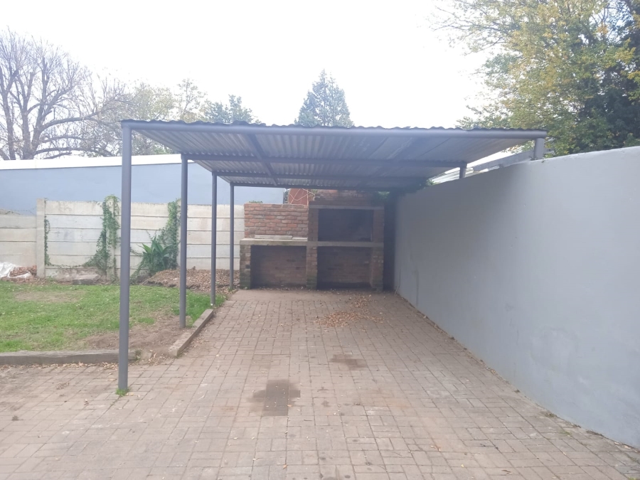 To Let 2 Bedroom Property for Rent in Top Town Eastern Cape